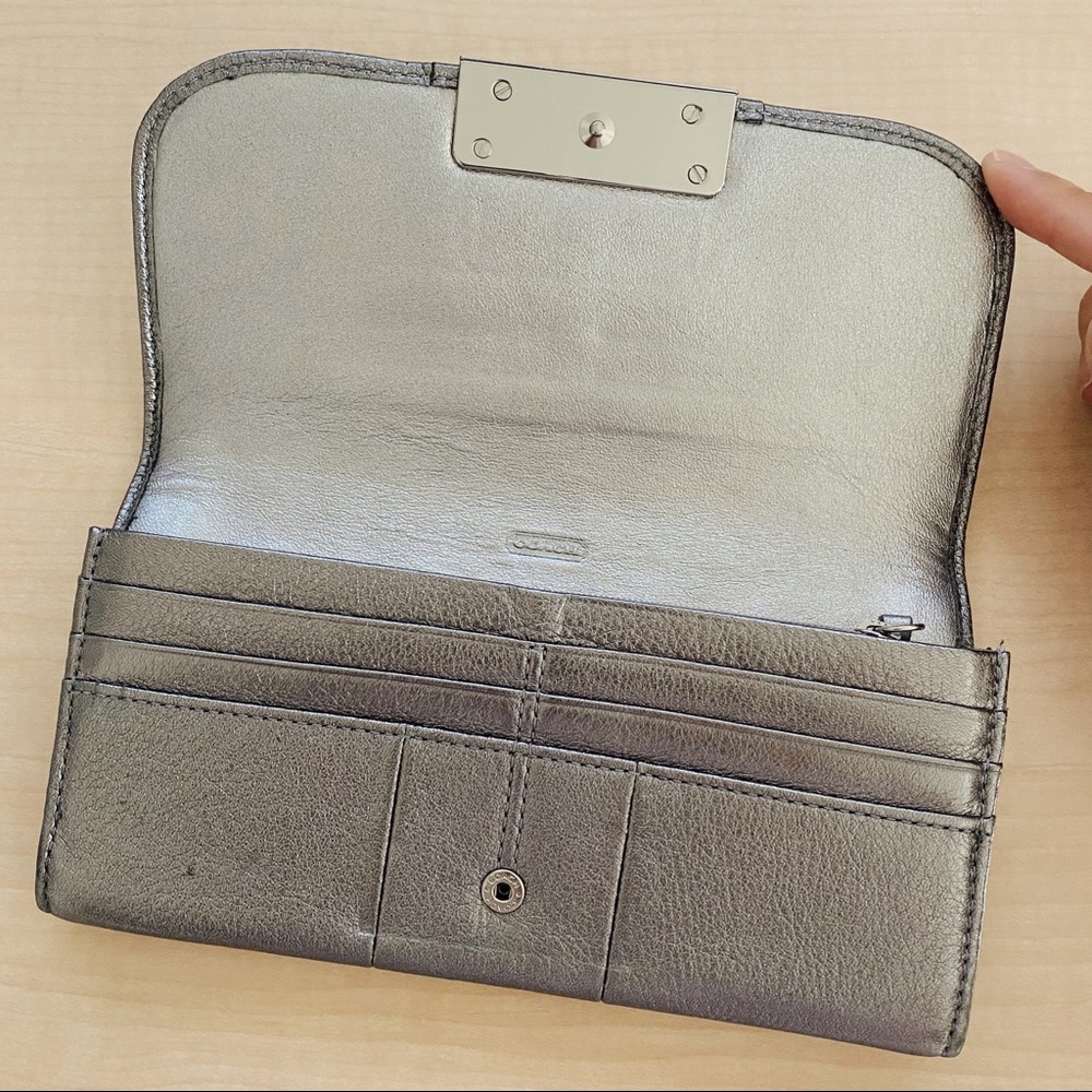 Coach Silver Wallet - Picture 6 of 6